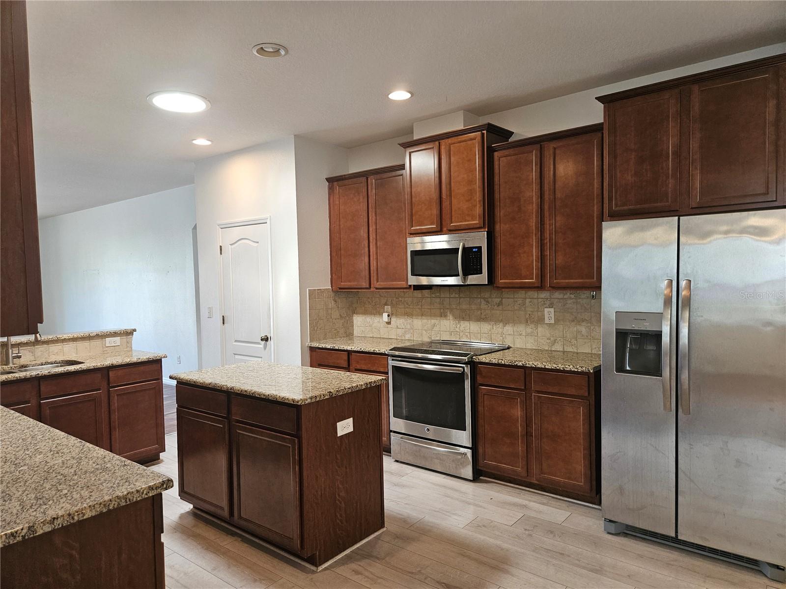118 PEONY CT, BRADENTON, FL, 34212