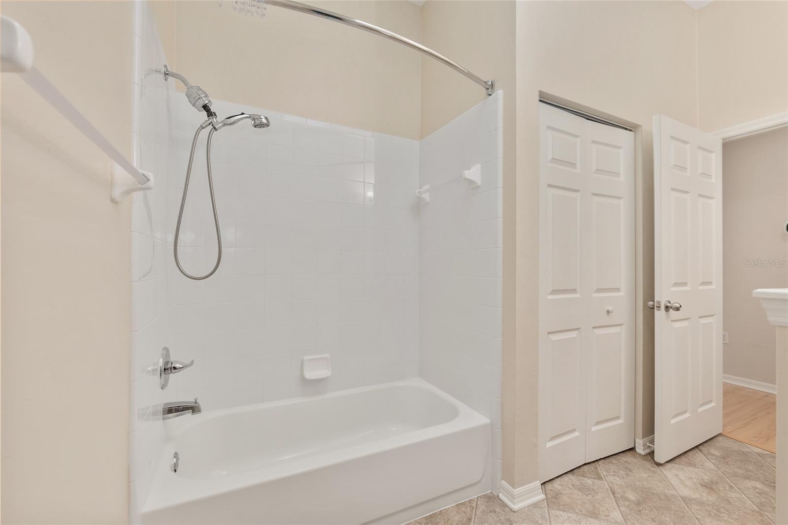 8632 SW 76TH PL, GAINESVILLE, FL, 32608