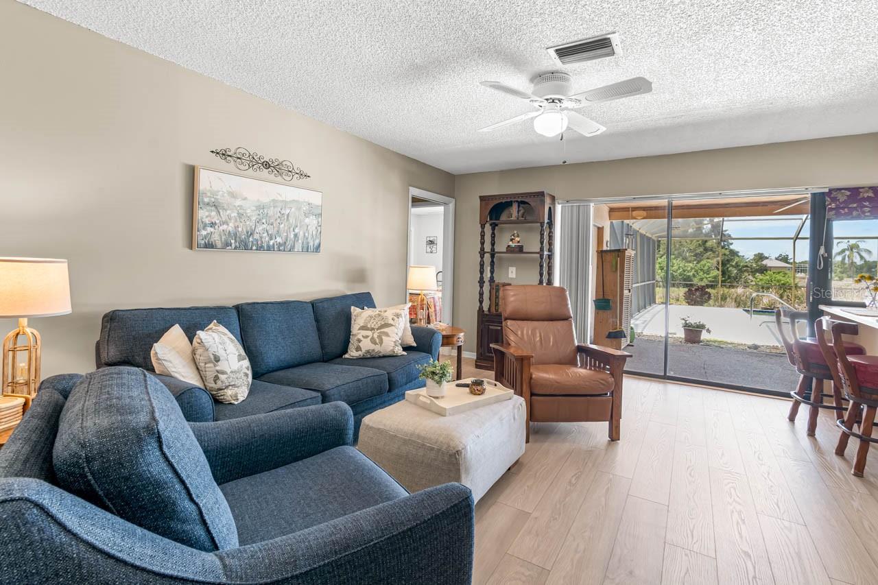 736 FLAMINGO DR, APOLLO BEACH, FL, 33572