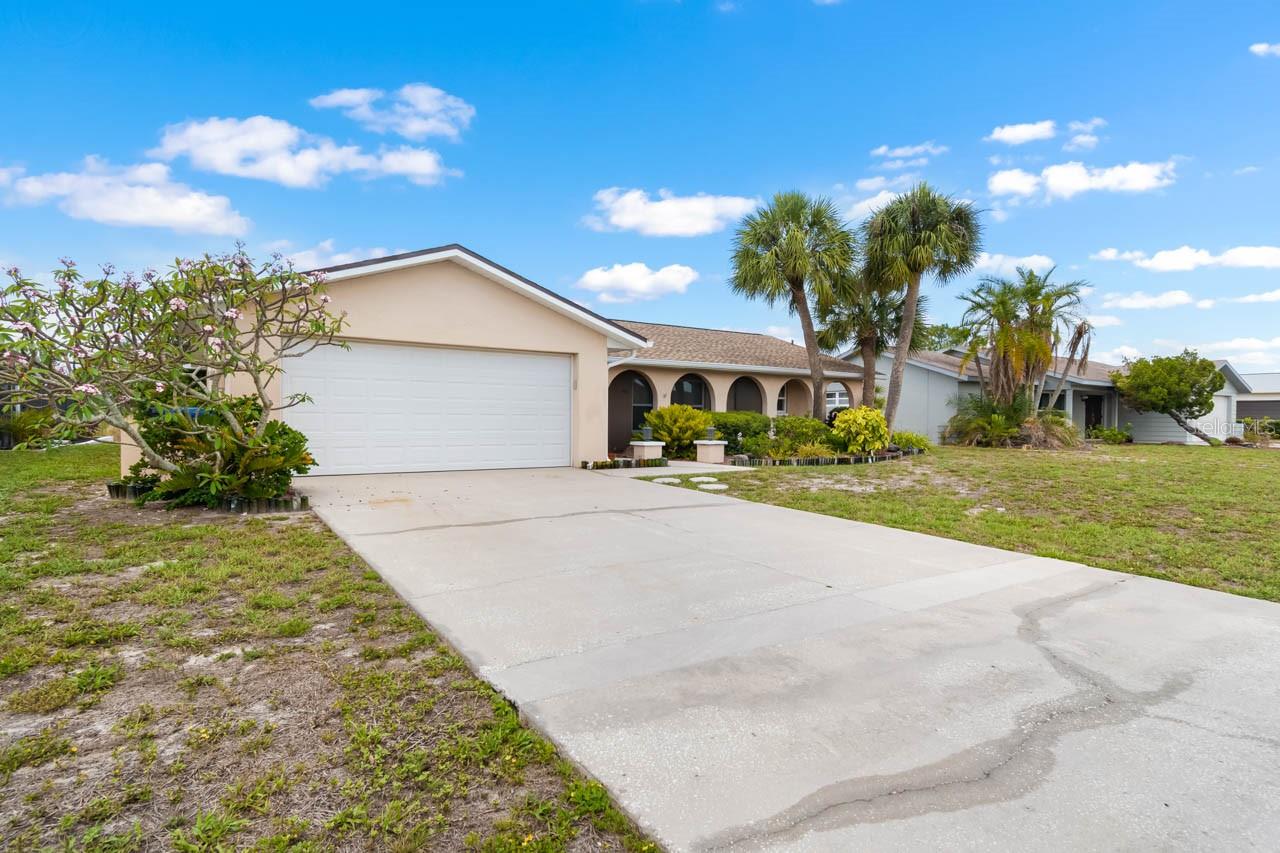 736 FLAMINGO DR, APOLLO BEACH, FL, 33572