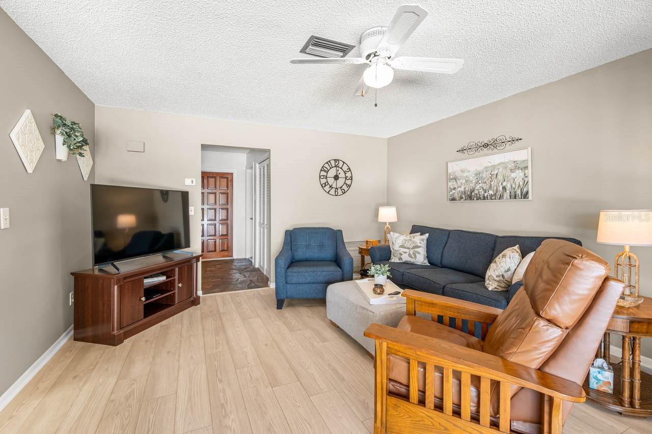 736 FLAMINGO DR, APOLLO BEACH, FL, 33572