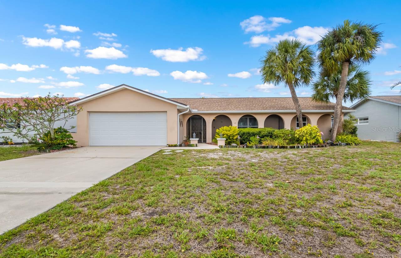 736 FLAMINGO DR, APOLLO BEACH, FL, 33572