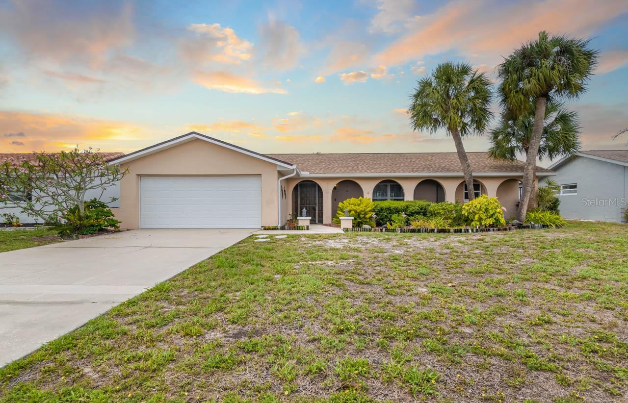 736 FLAMINGO DR, APOLLO BEACH, FL, 33572