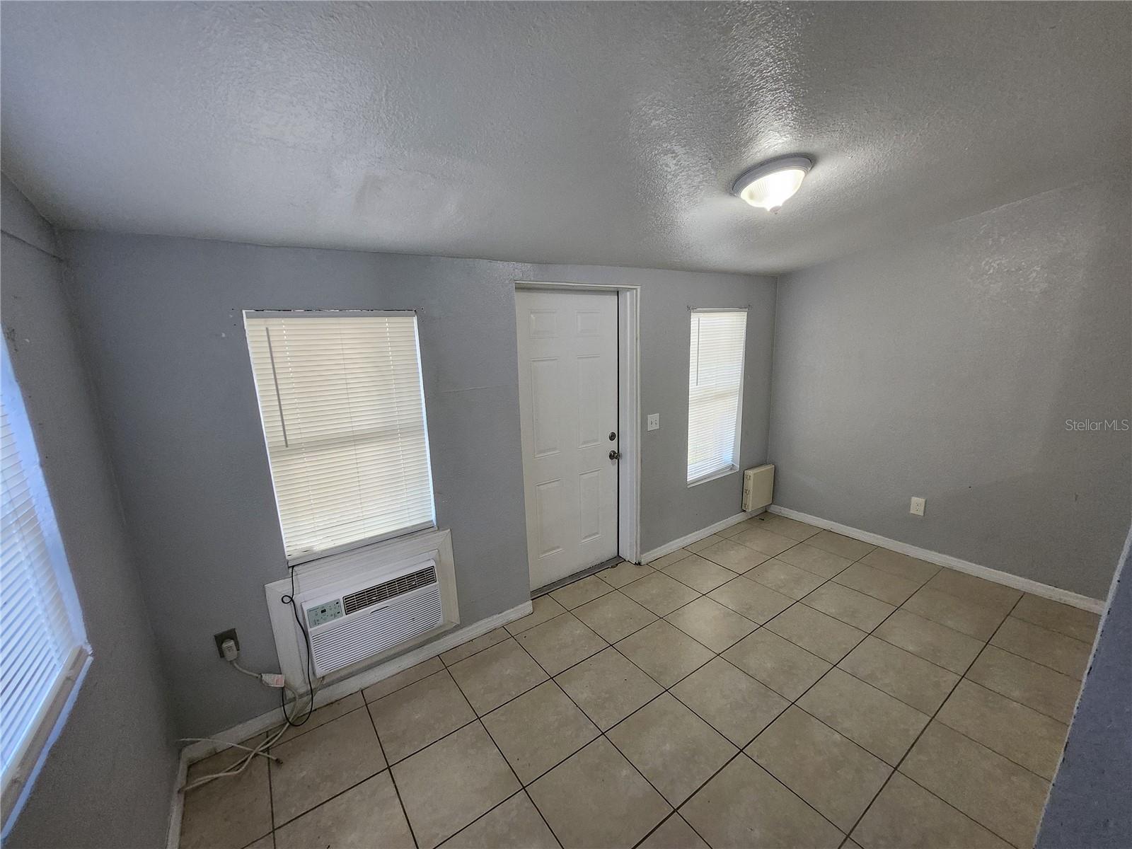 4611 N HUBERT AVE #3, TAMPA, FL, 33614