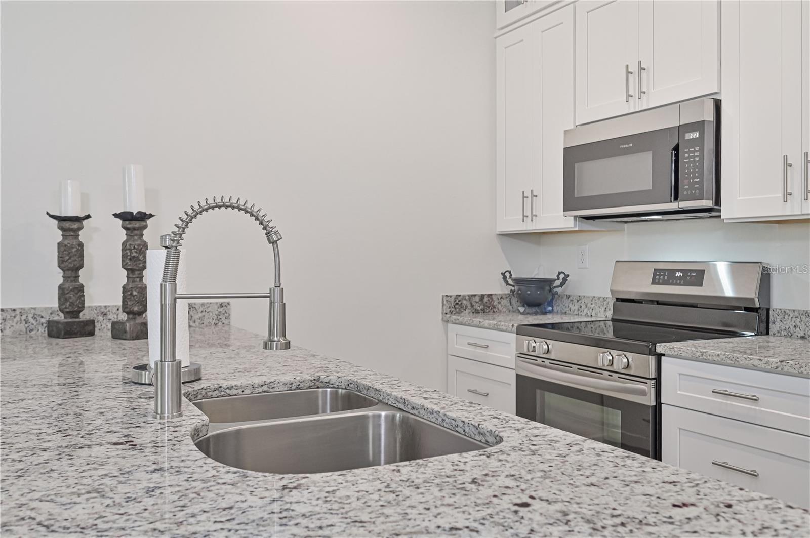 180 MADRID BLVD, PUNTA GORDA, FL, 33950