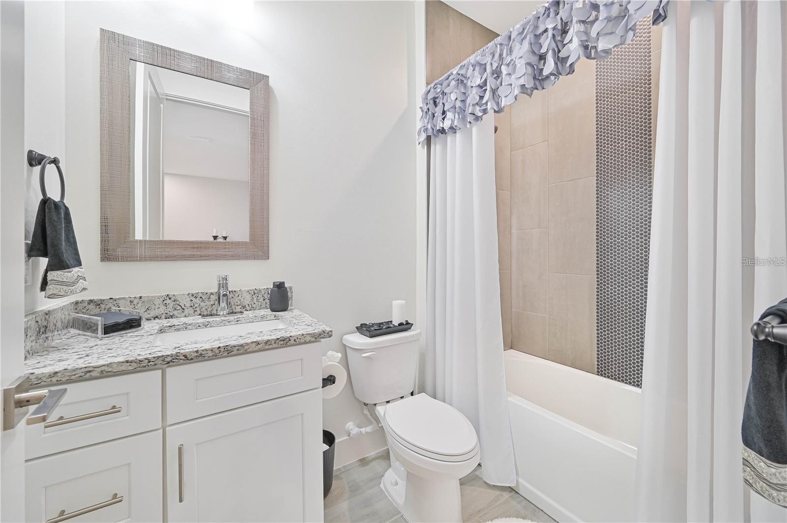 180 MADRID BLVD, PUNTA GORDA, FL, 33950