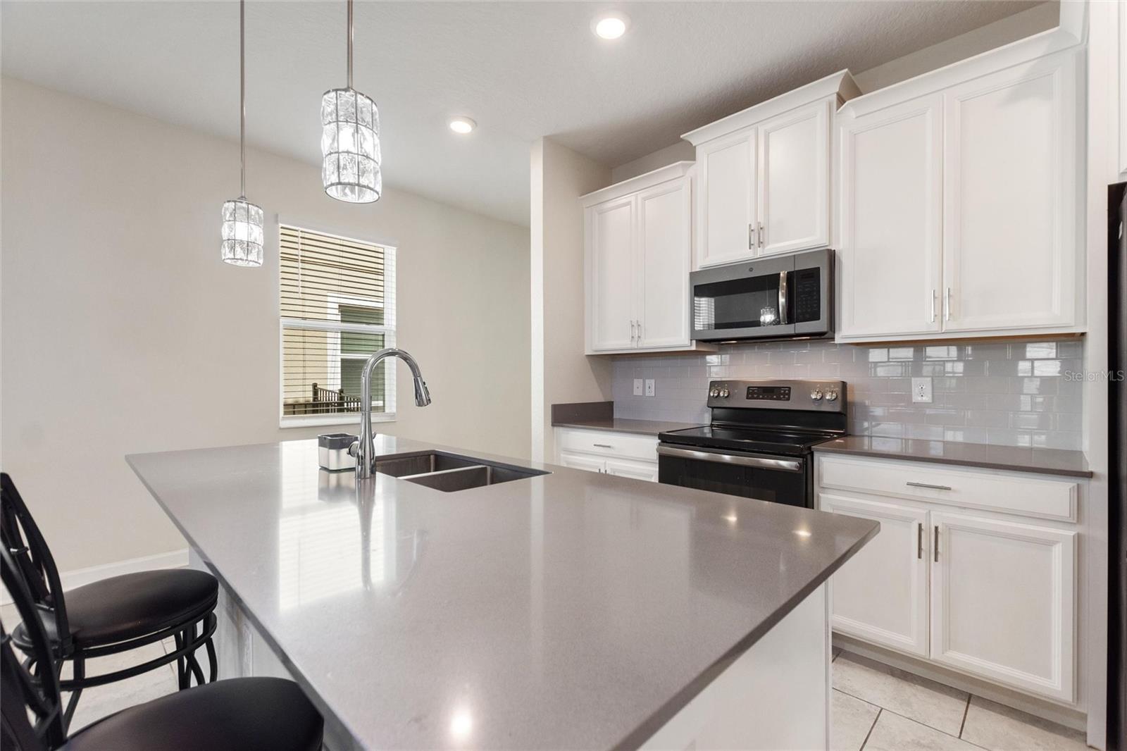 8720 PACIFIC DUNES DR, DAVENPORT, FL, 33896