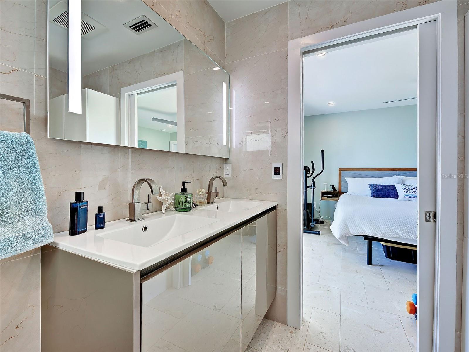 885 WHITE CAP CIR #34, VENICE, FL, 34285