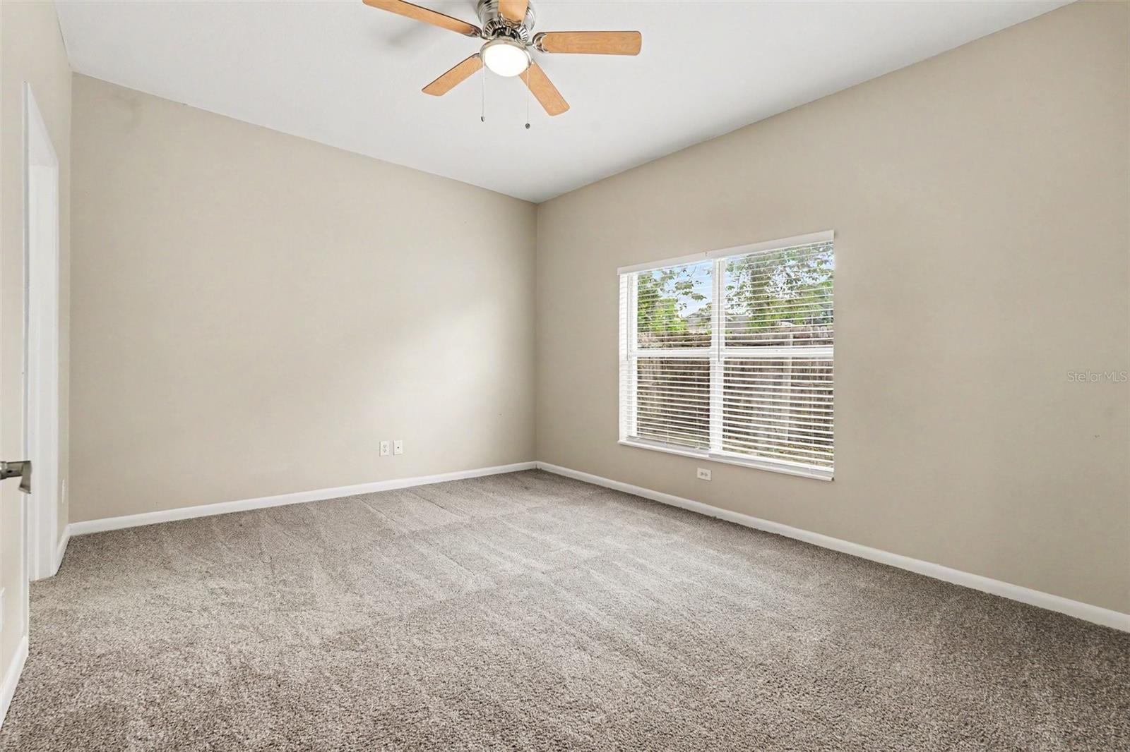 8301 N MARKS ST, TAMPA, FL, 33604