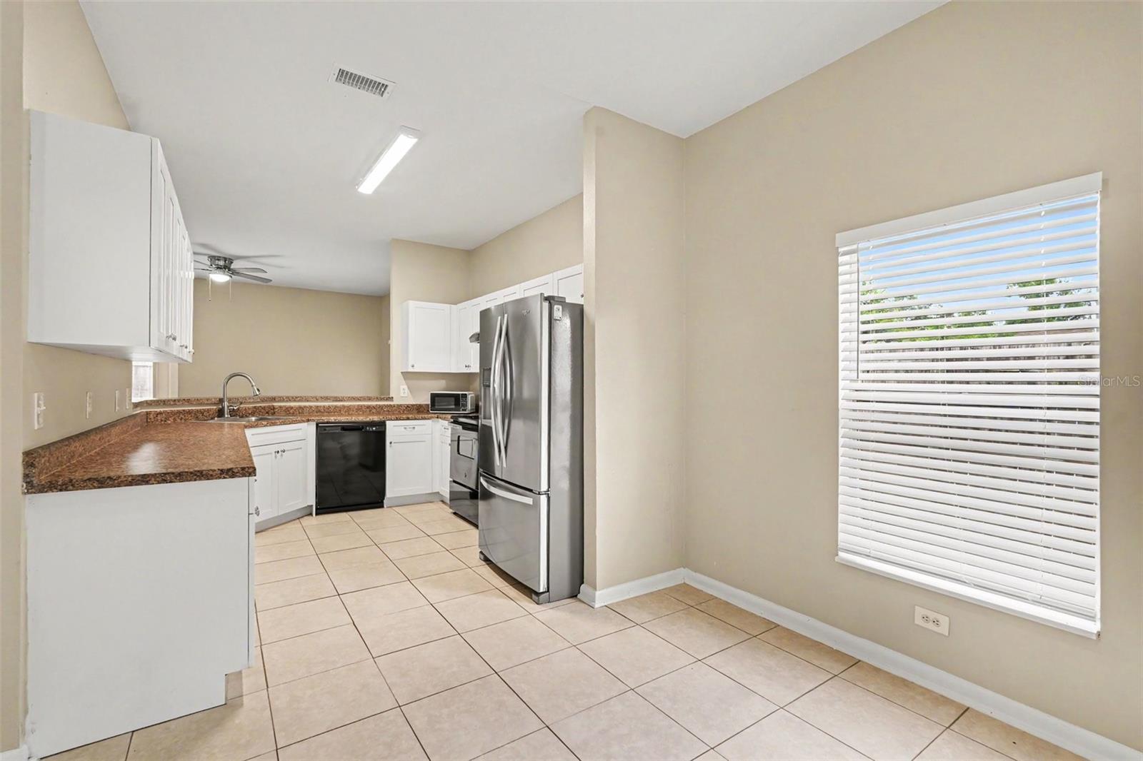 8301 N MARKS ST, TAMPA, FL, 33604