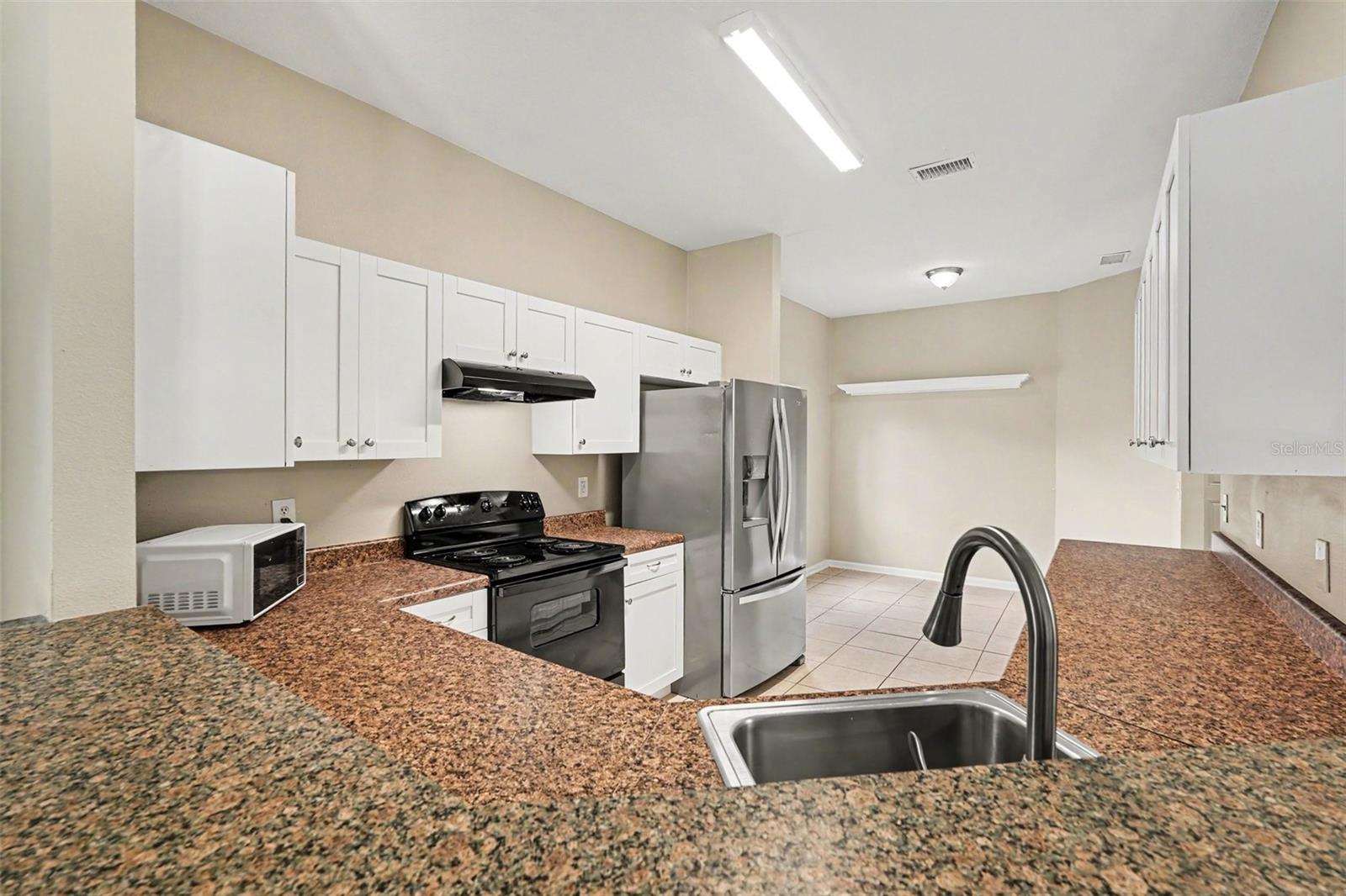 8301 N MARKS ST, TAMPA, FL, 33604