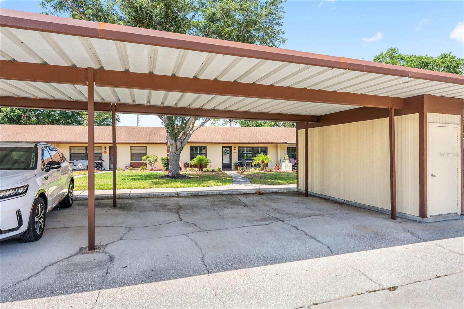 12531 ORANGEWOOD CT, TAVARES, FL, 32778