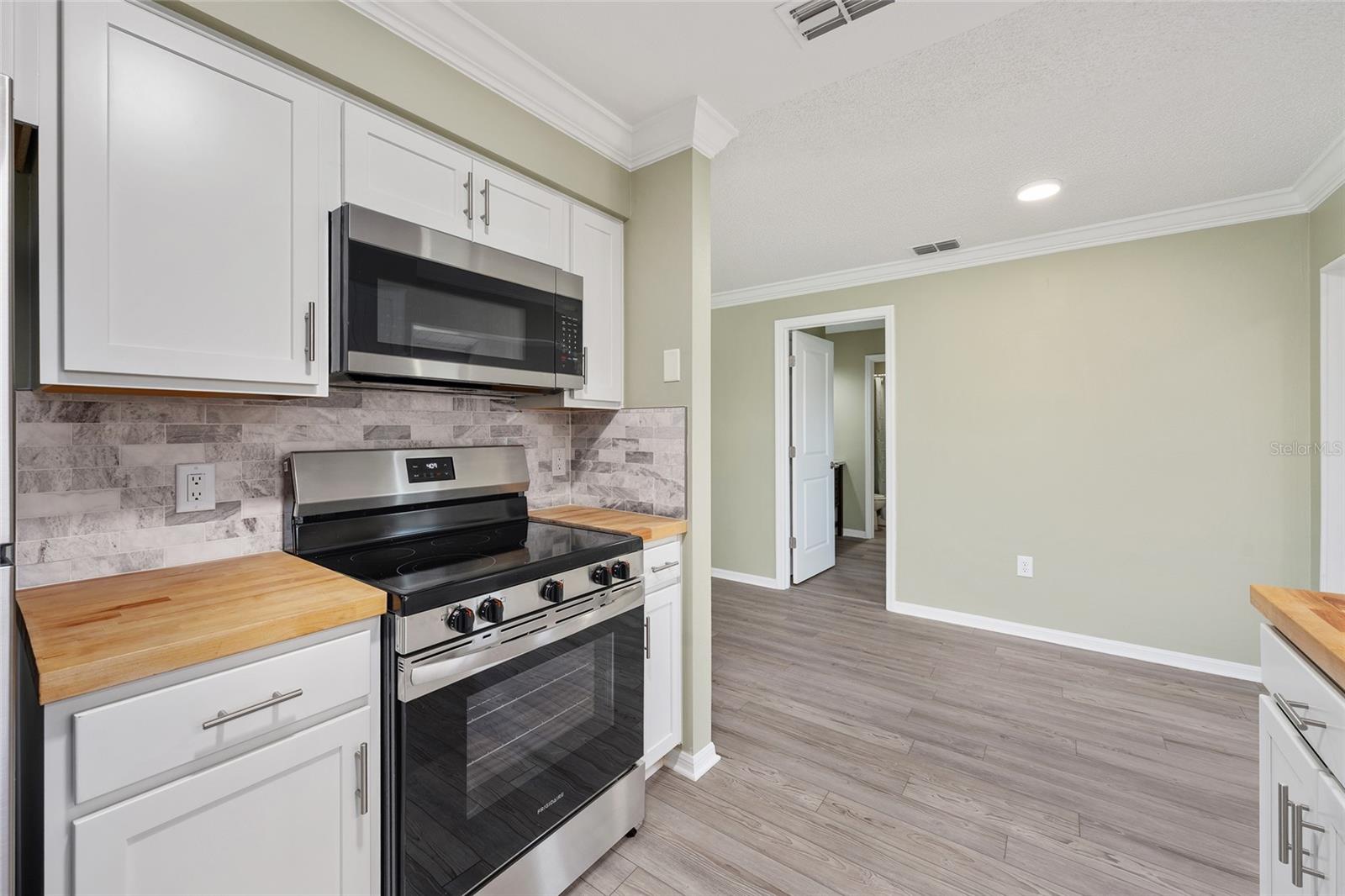 12531 ORANGEWOOD CT, TAVARES, FL, 32778