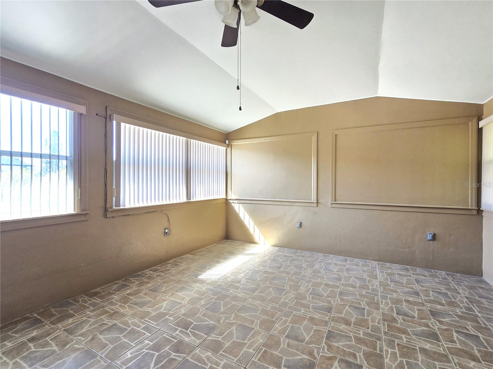 514 BRANDON AVE, CLEARWATER, FL, 33765