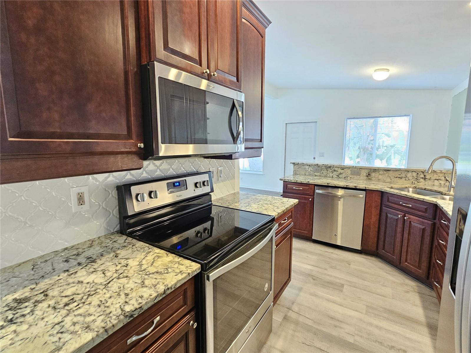 341 BAYSHORE DR, OSPREY, FL, 34229