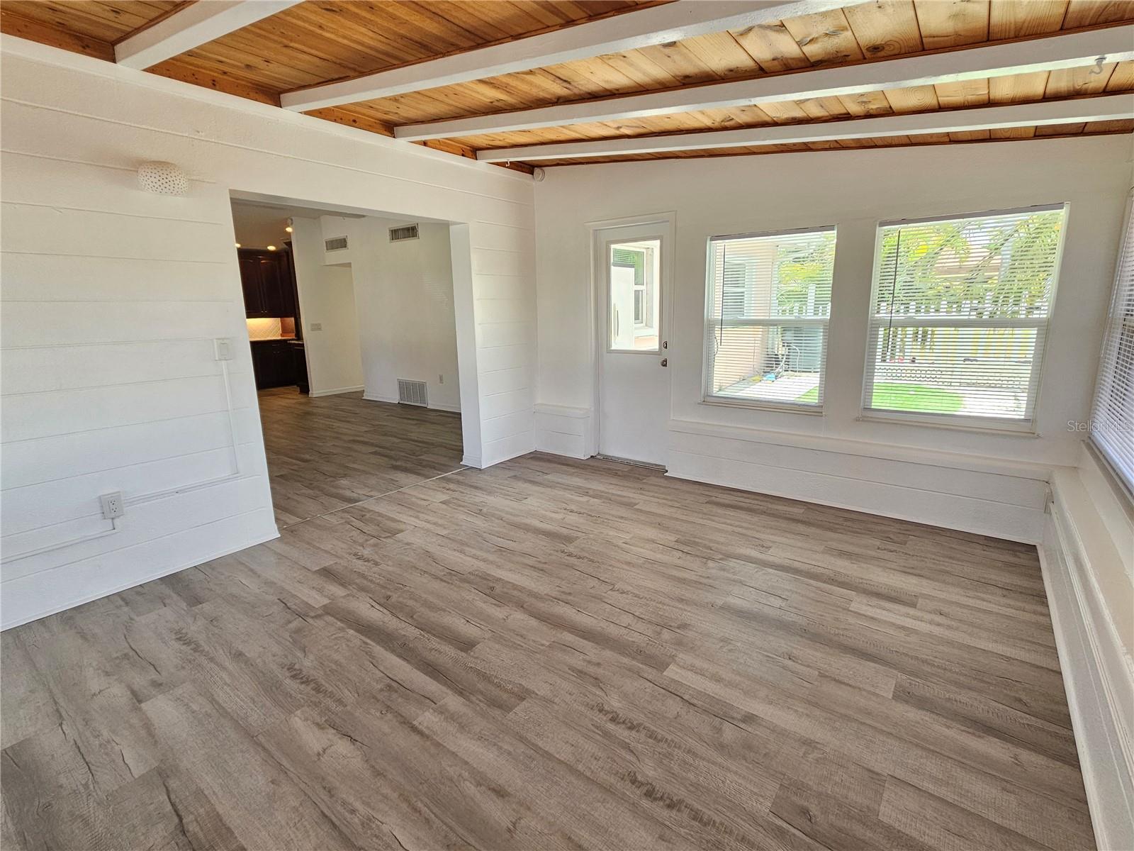341 BAYSHORE DR, OSPREY, FL, 34229