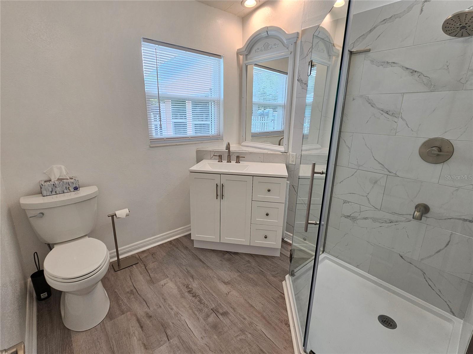 341 BAYSHORE DR, OSPREY, FL, 34229