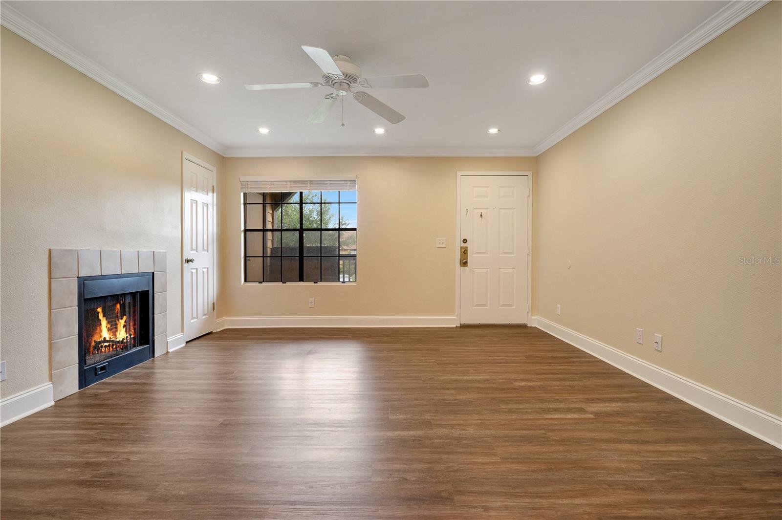 370 LAKE TAHOE CT #202, ALTAMONTE SPRINGS, FL, 32701