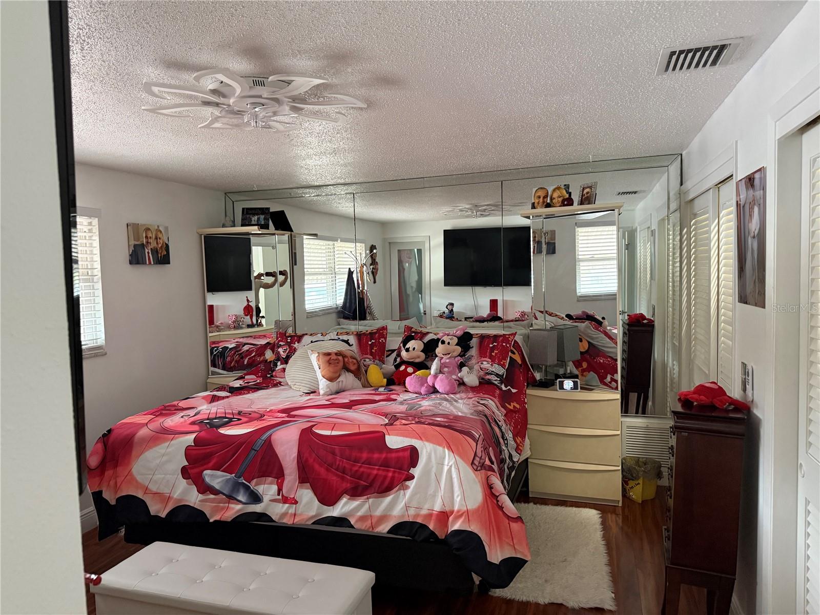 8301 LOPEZ DR, TAMPA, FL, 33615