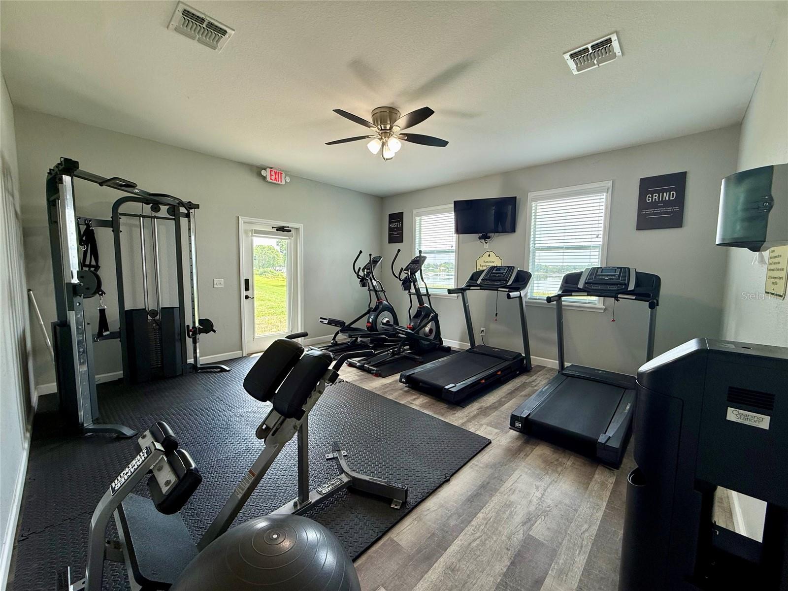 2414 WILLOW WAY, WINTER HAVEN, FL, 33881