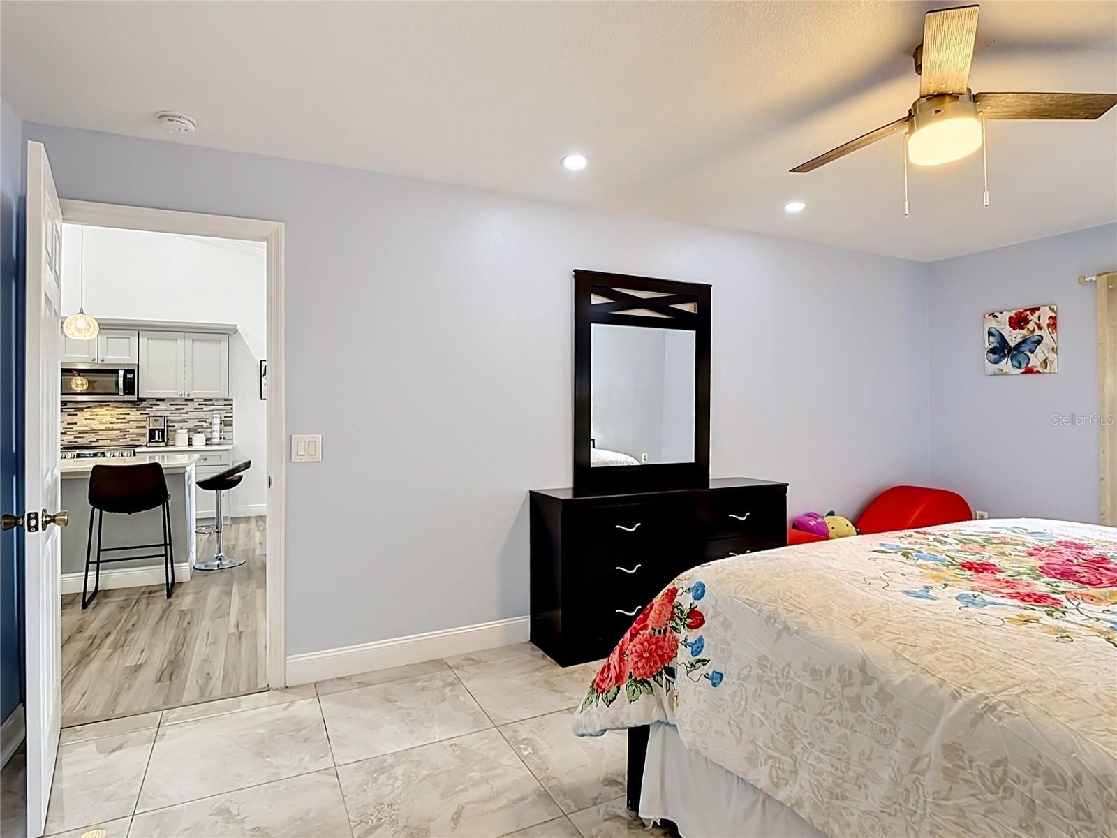 915 BONNEVILLE LN, KISSIMMEE, FL, 34759