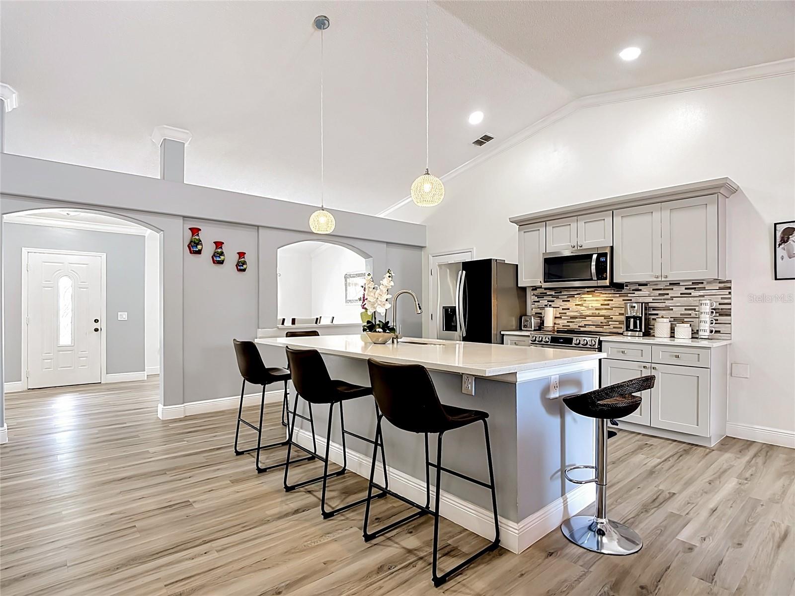 915 BONNEVILLE LN, KISSIMMEE, FL, 34759