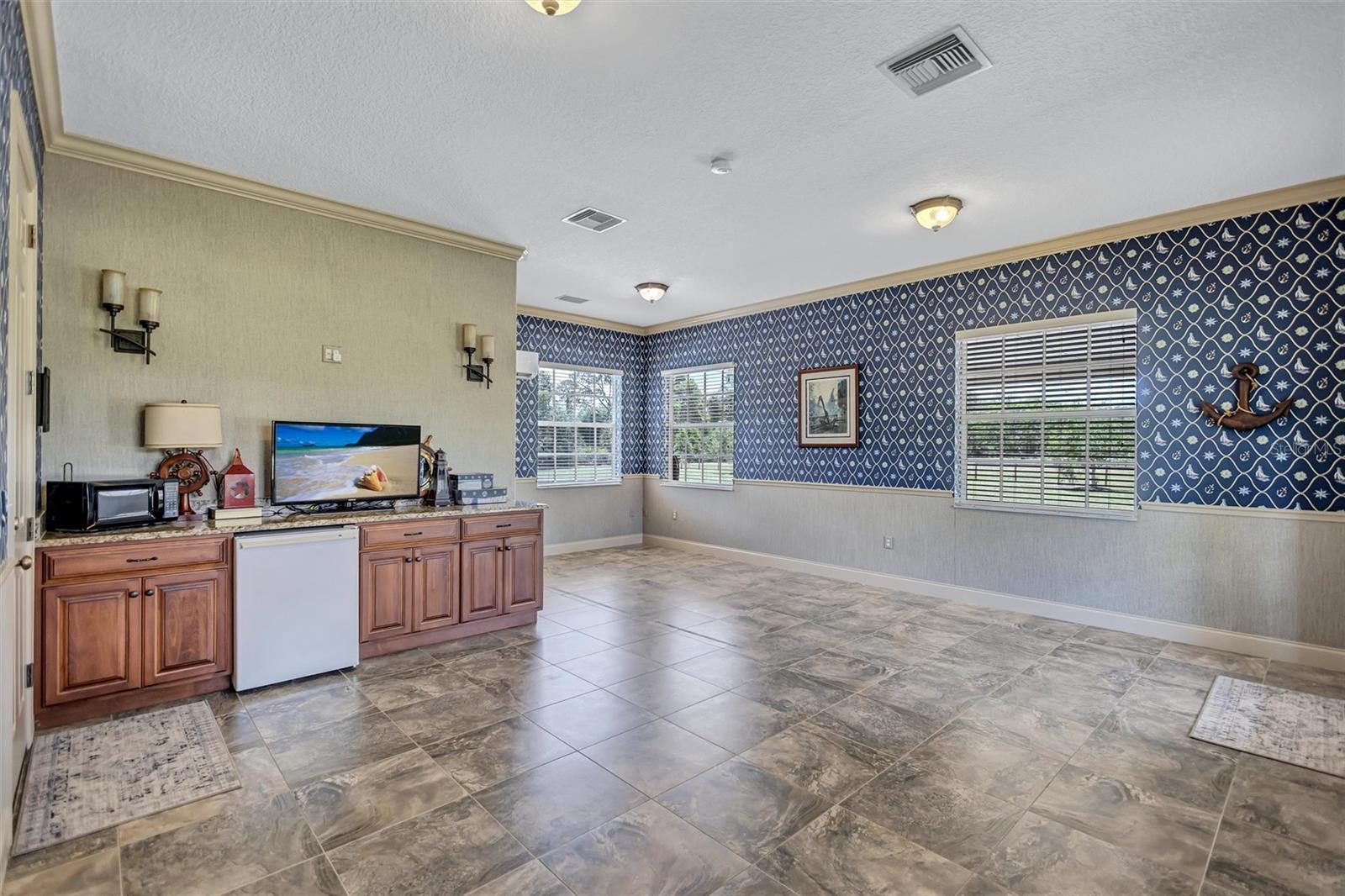1045 FOX CREEK DR, SARASOTA, FL, 34240