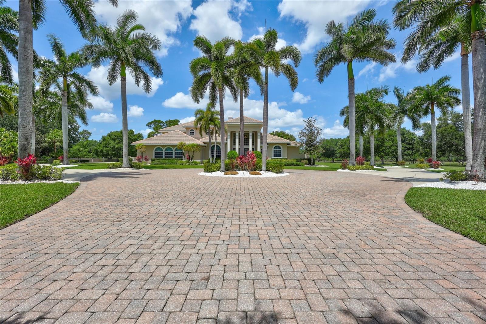 1045 FOX CREEK DR, SARASOTA, FL, 34240
