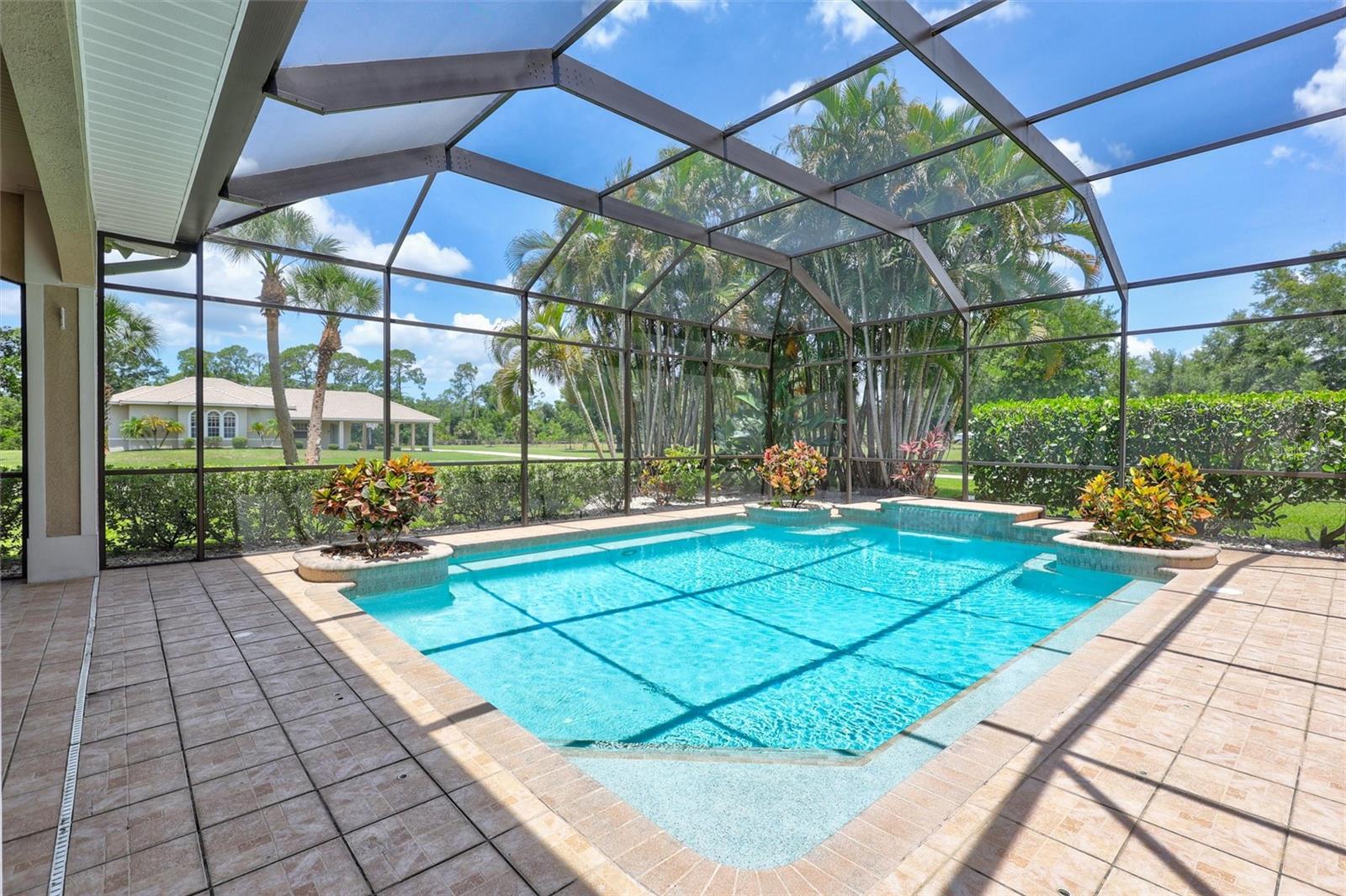 1045 FOX CREEK DR, SARASOTA, FL, 34240