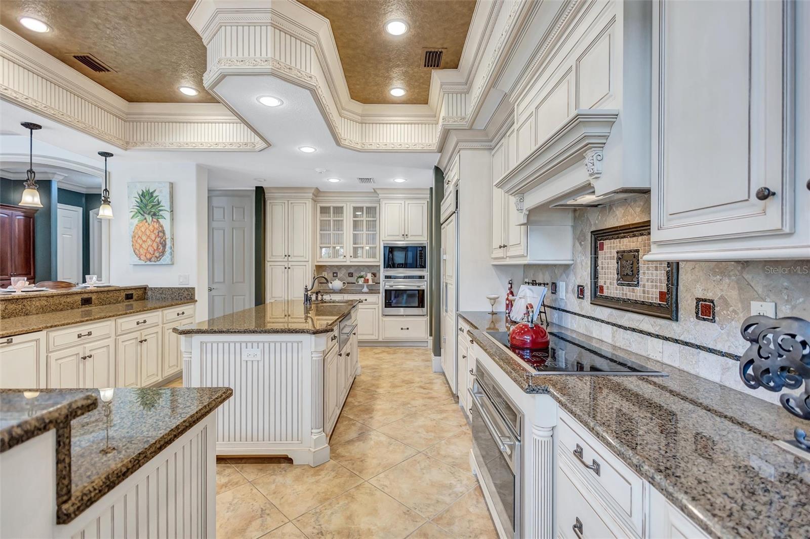 1045 FOX CREEK DR, SARASOTA, FL, 34240