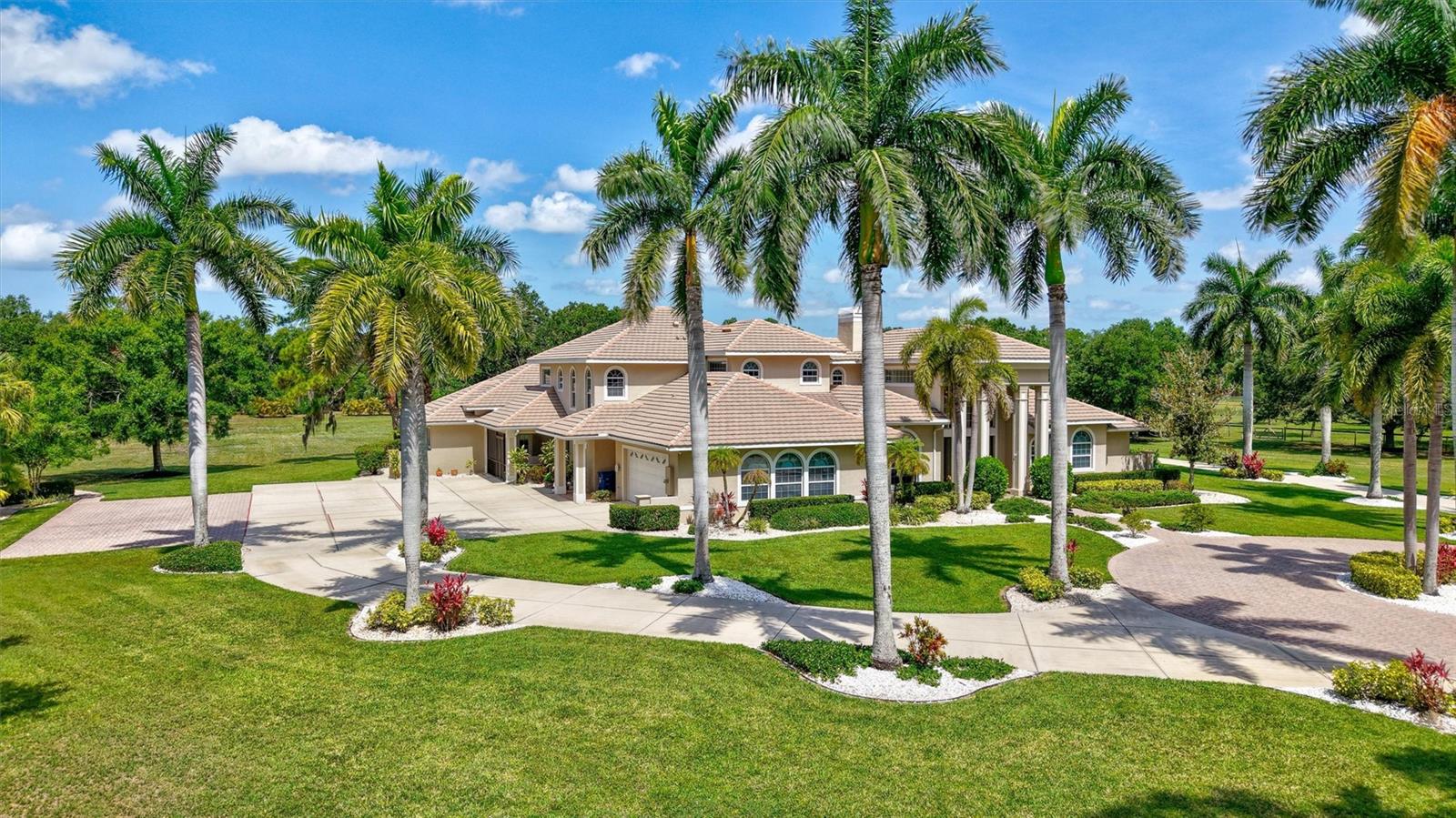1045 FOX CREEK DR, SARASOTA, FL, 34240