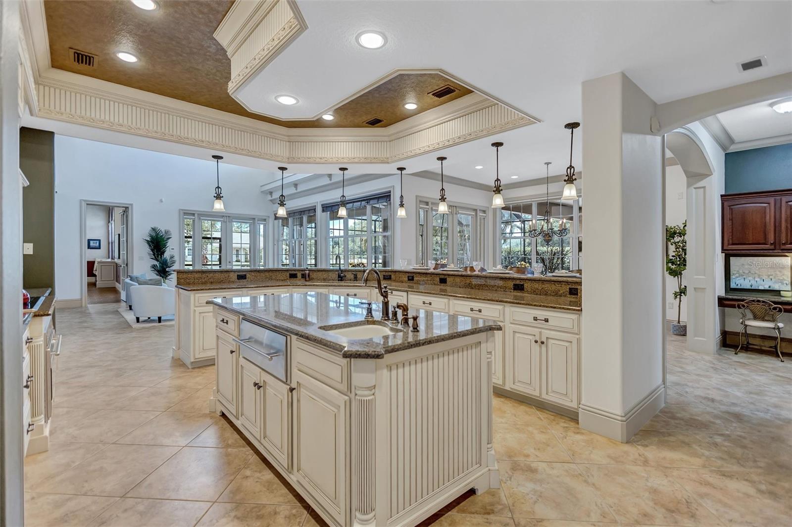 1045 FOX CREEK DR, SARASOTA, FL, 34240