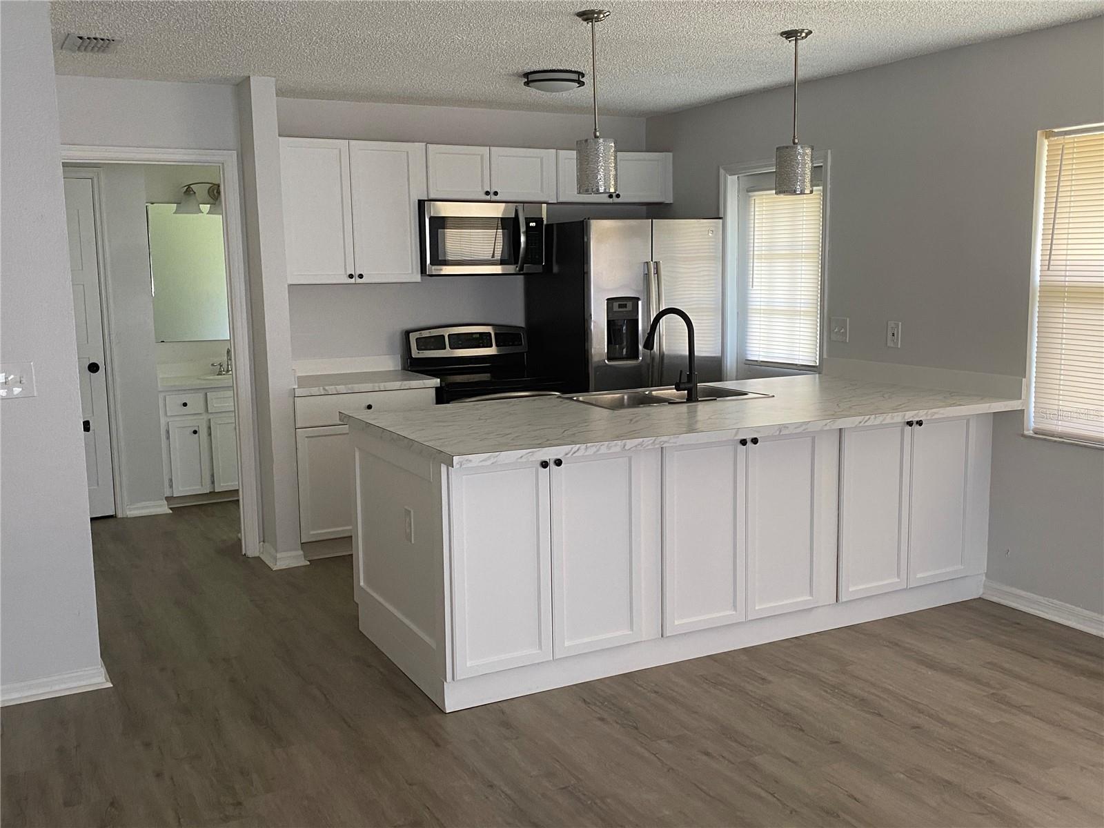 206 MARY CATHERINE CT, LAKELAND, FL, 33809