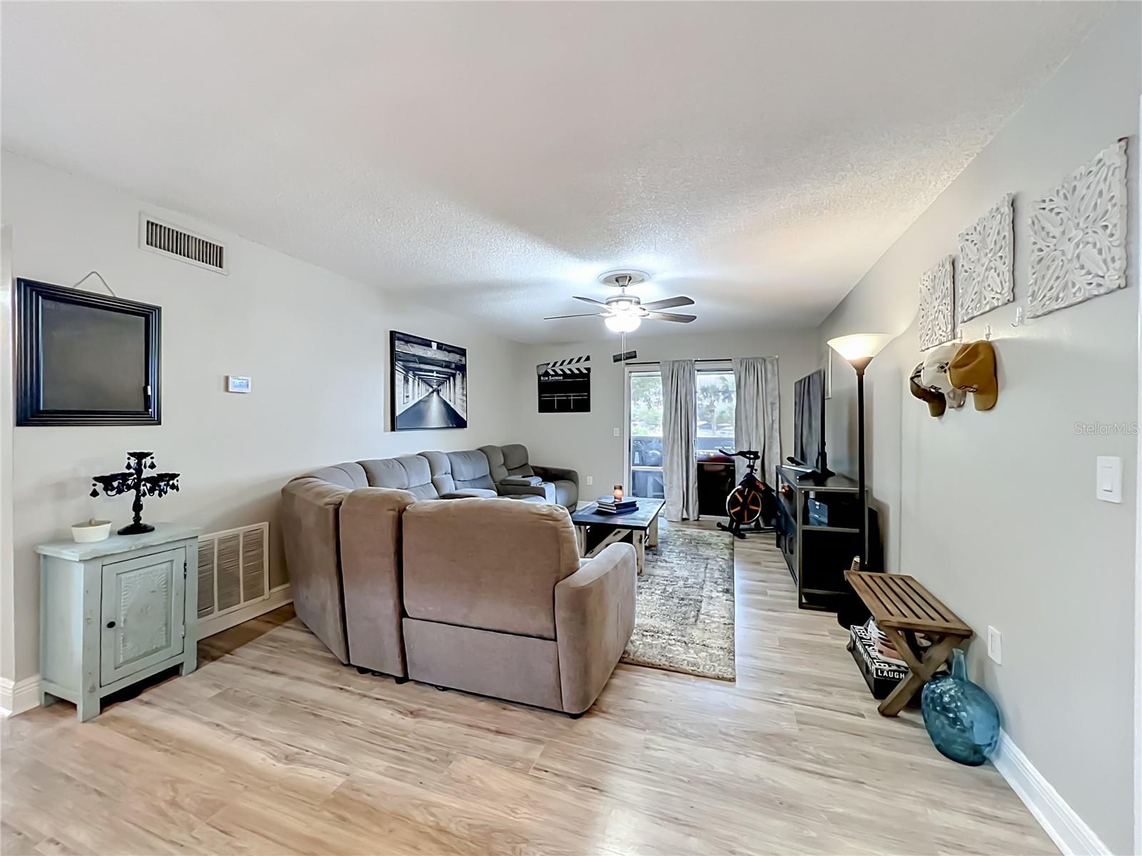 918 LAKE DESTINY RD #F, ALTAMONTE SPRINGS, FL, 32714