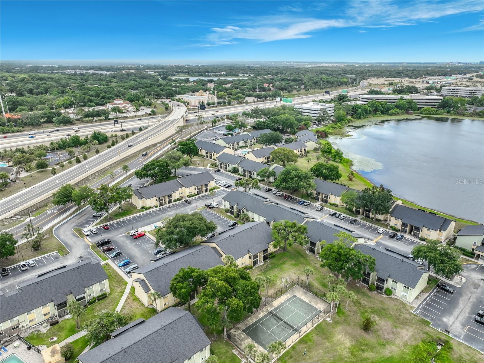 918 LAKE DESTINY RD #F, ALTAMONTE SPRINGS, FL, 32714