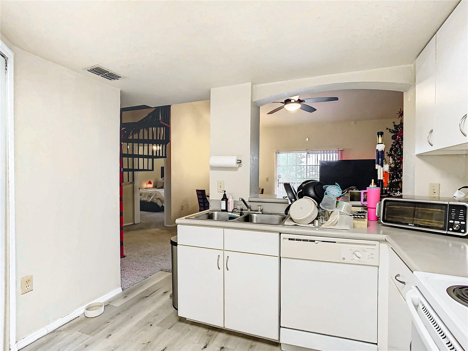 114 VISTA VERDI CIR #328, LAKE MARY, FL, 32746