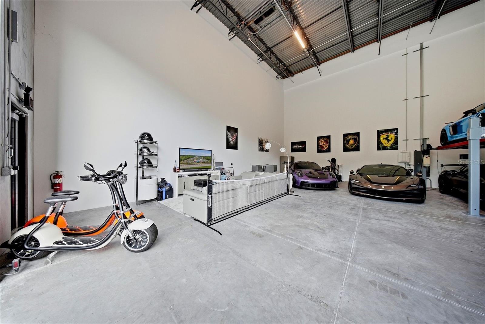 6500 MOTOR ENCLAVE WAY #814, TAMPA, FL, 33610