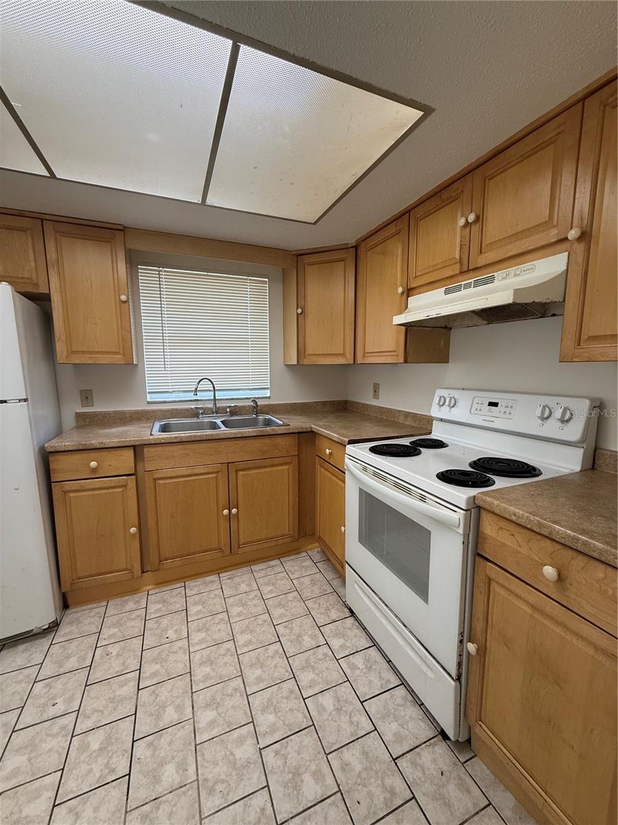 1108 AMBLE LN, CLEARWATER, FL, 33755