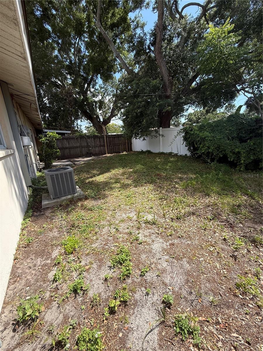1108 AMBLE LN, CLEARWATER, FL, 33755