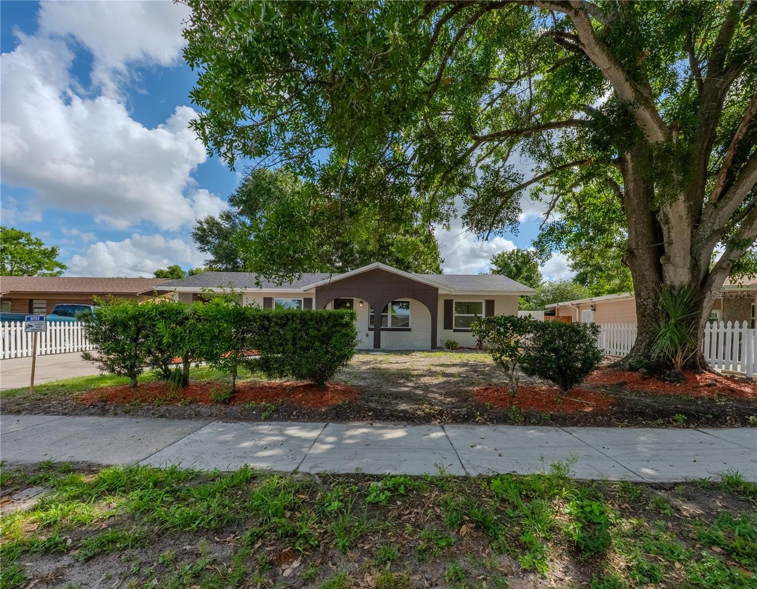 4945 LESCOT LN, ORLANDO, FL, 32811