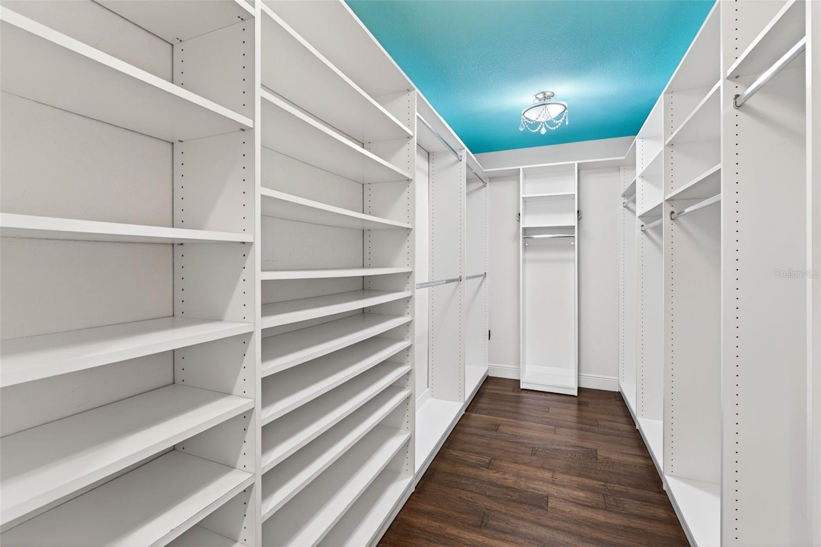 3695 COUNTRY PLACE BLVD, SARASOTA, FL, 34233