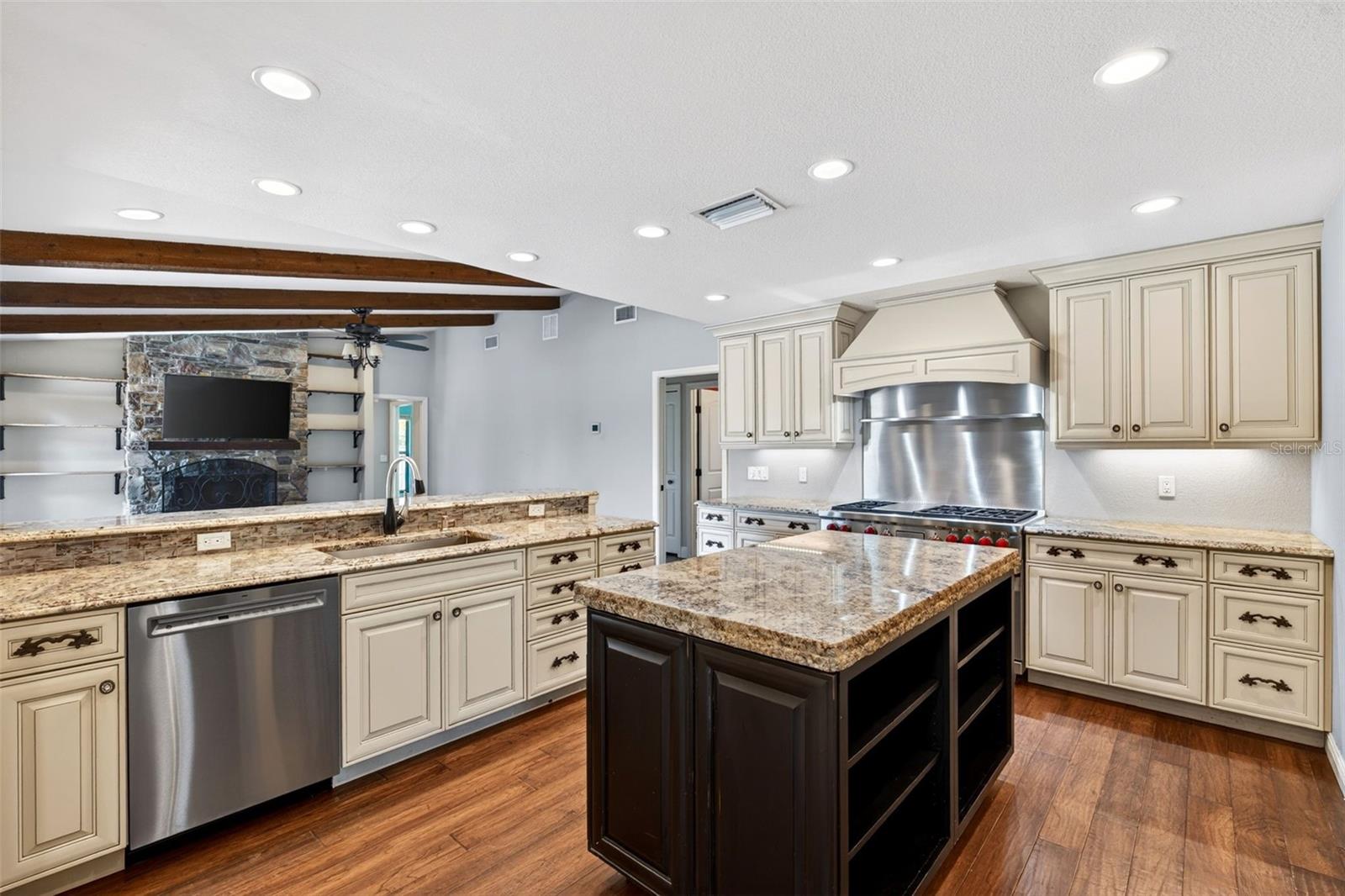 3695 COUNTRY PLACE BLVD, SARASOTA, FL, 34233