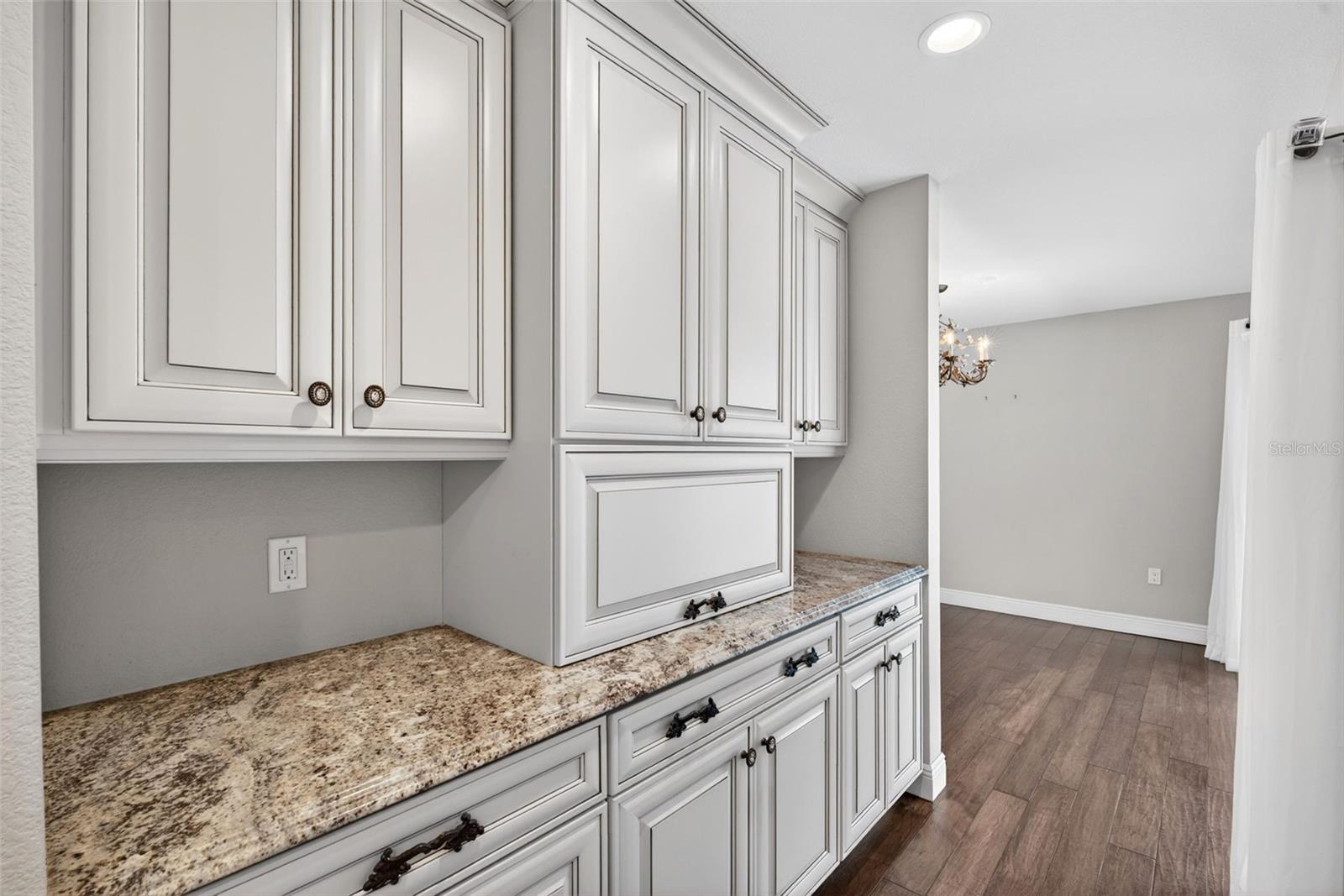 3695 COUNTRY PLACE BLVD, SARASOTA, FL, 34233
