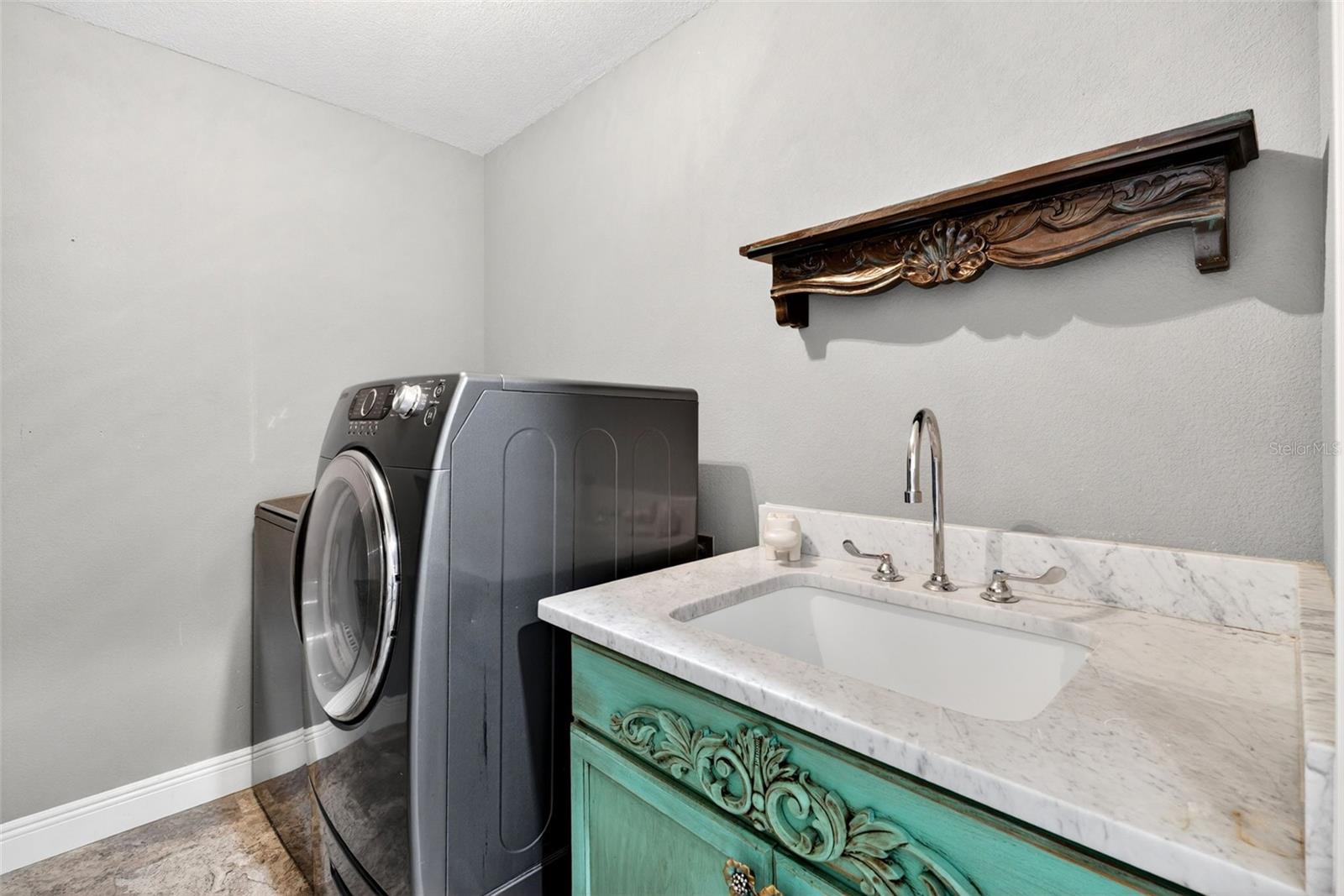 3695 COUNTRY PLACE BLVD, SARASOTA, FL, 34233