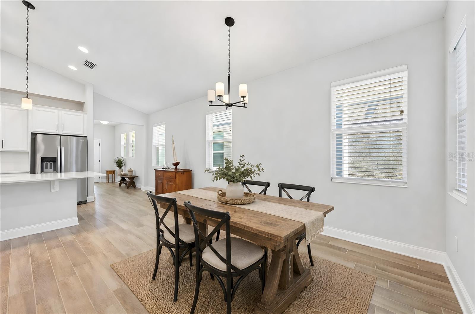 606 DOGFISH LN, DEBARY, FL, 32713