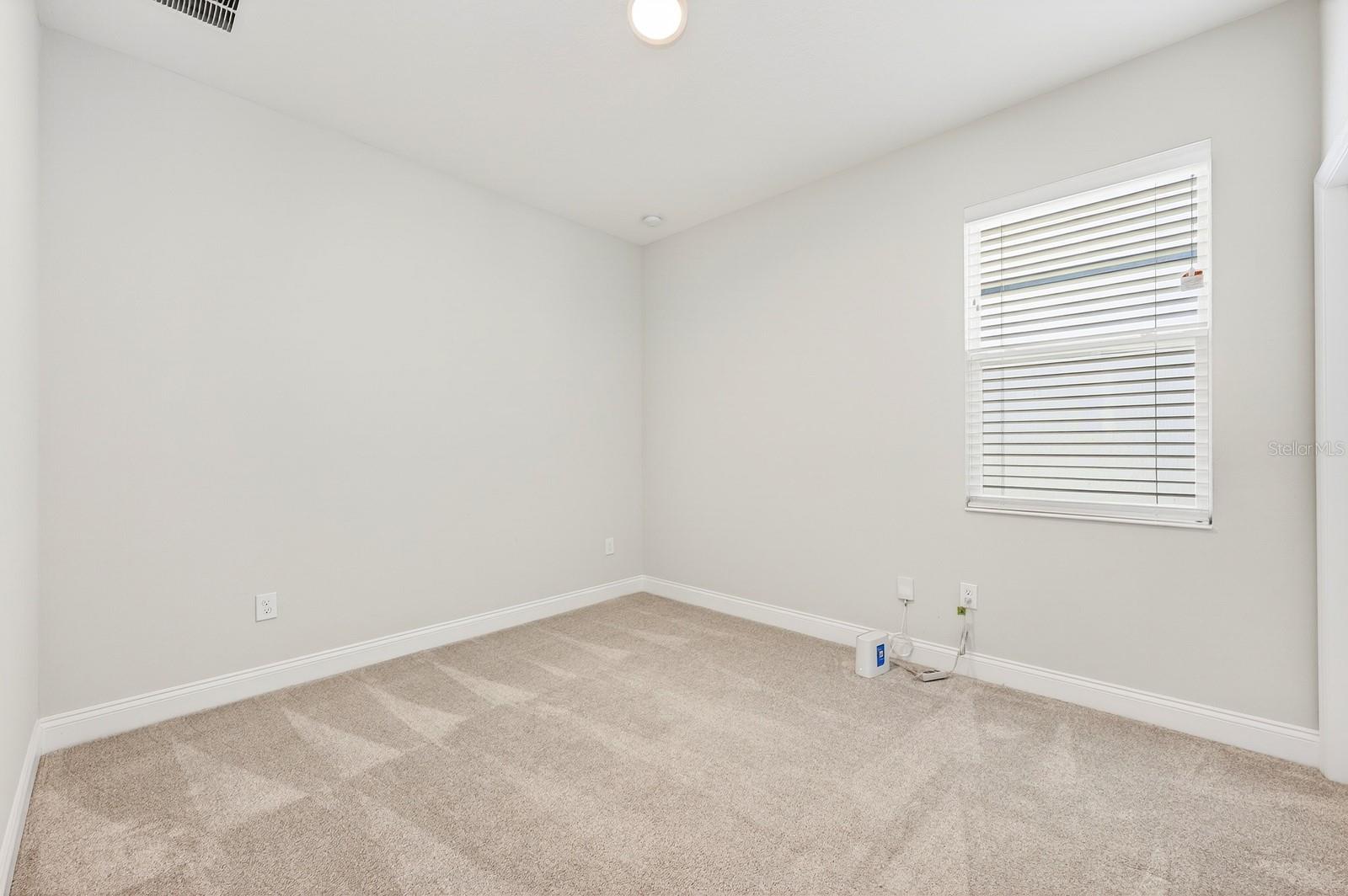 606 DOGFISH LN, DEBARY, FL, 32713