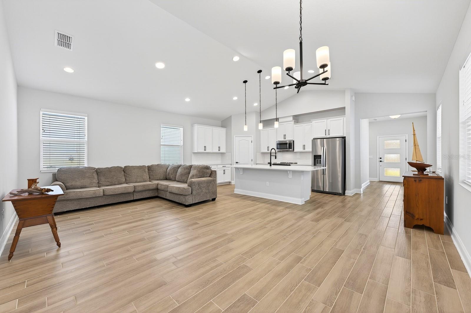 606 DOGFISH LN, DEBARY, FL, 32713