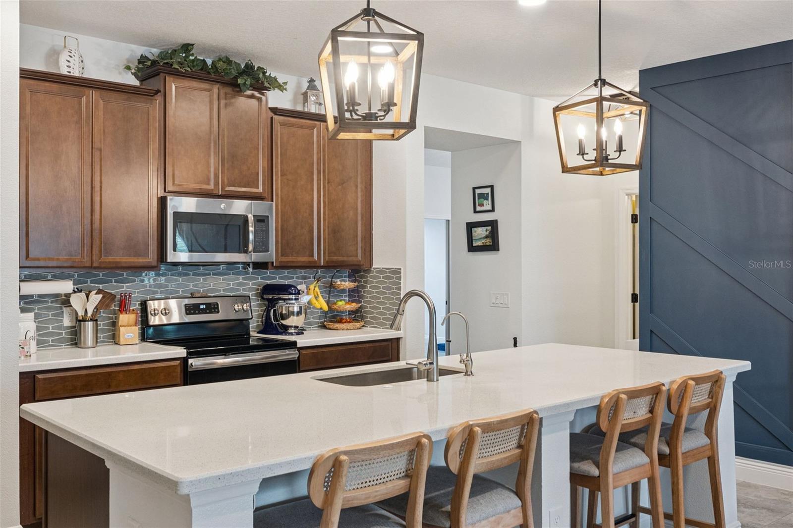 2033 STILLWOOD WAY, ST CLOUD, FL, 34771