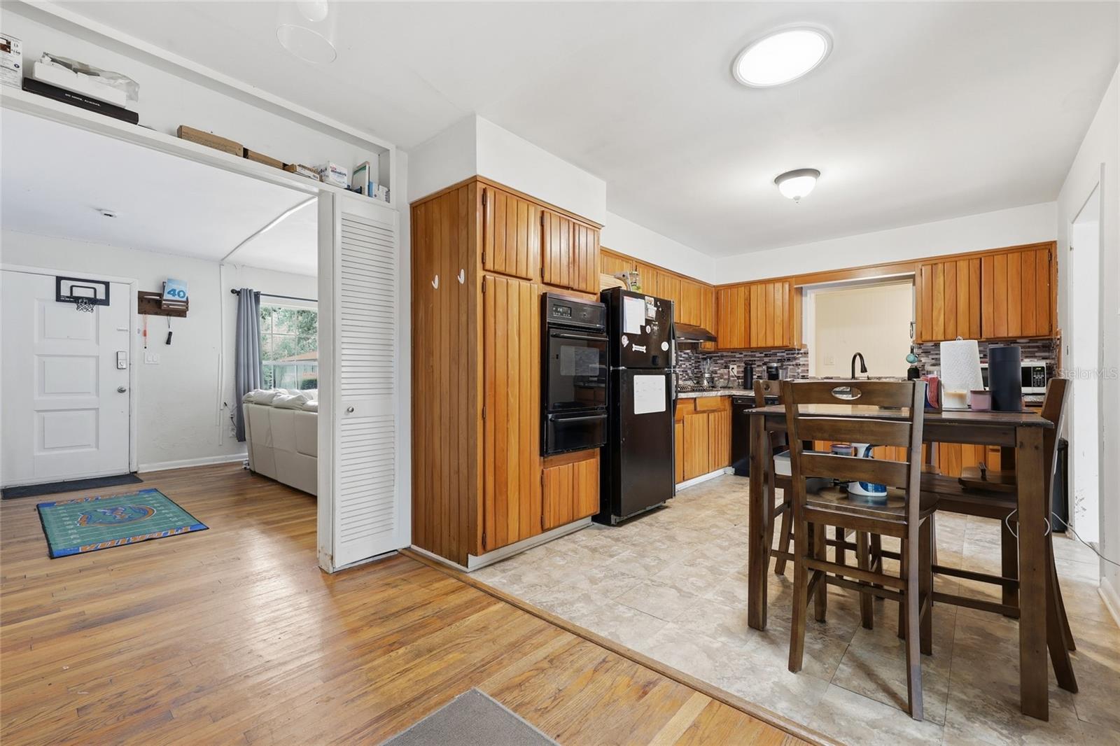3037 NW 1ST AVE, GAINESVILLE, FL, 32607