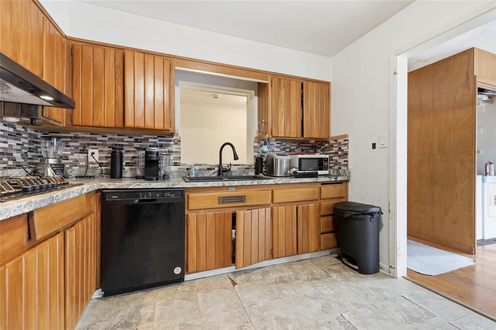3037 NW 1ST AVE, GAINESVILLE, FL, 32607